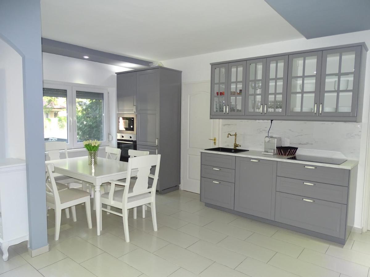 Dorothy Apartman Siófok Zewnętrze zdjęcie