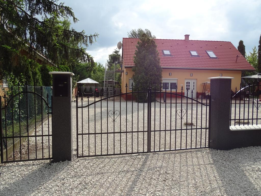 Dorothy Apartman Siófok Zewnętrze zdjęcie
