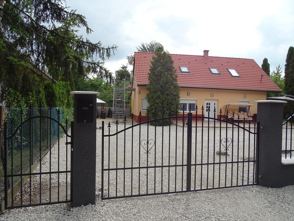 Dorothy Apartman Siófok Zewnętrze zdjęcie